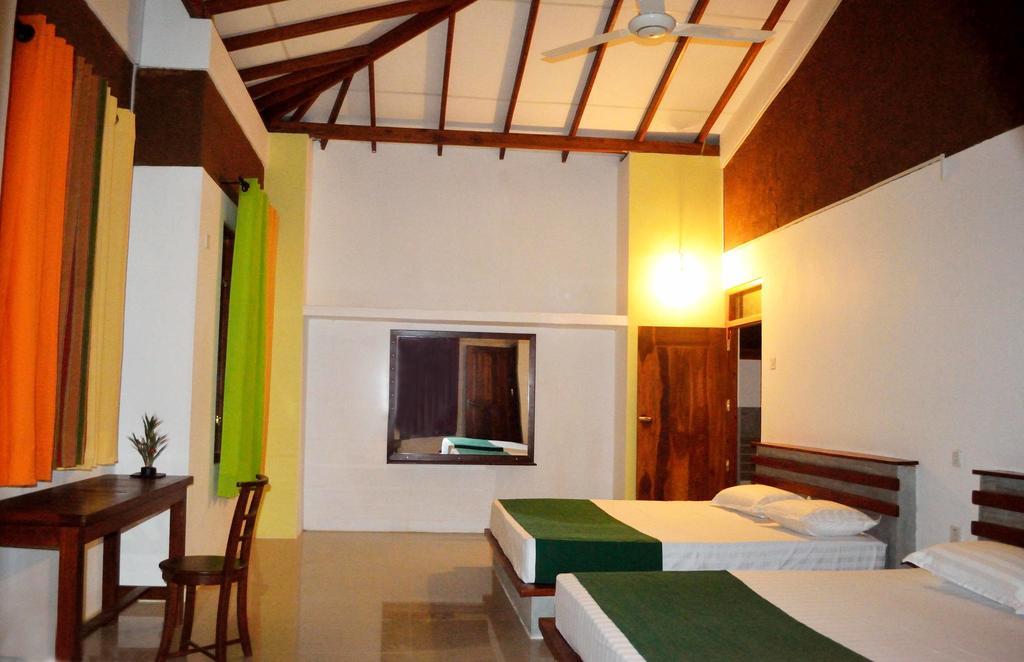 Pelican View Cottages Kataragama Exterior photo