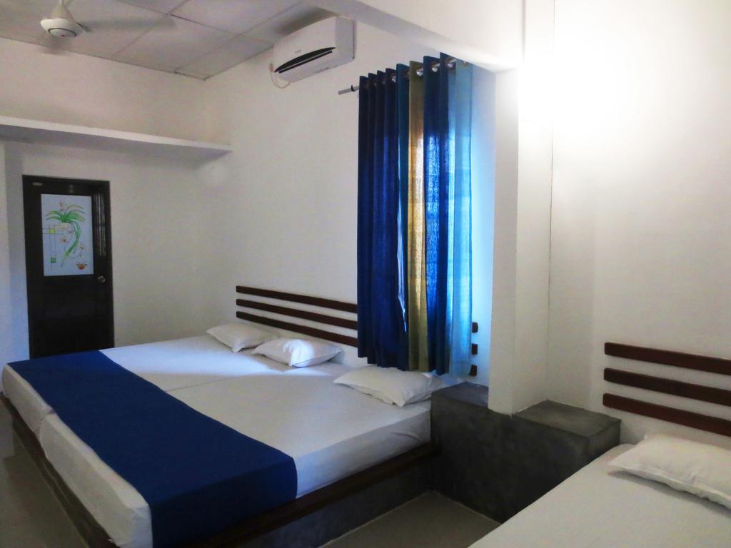 Pelican View Cottages Kataragama Exterior photo