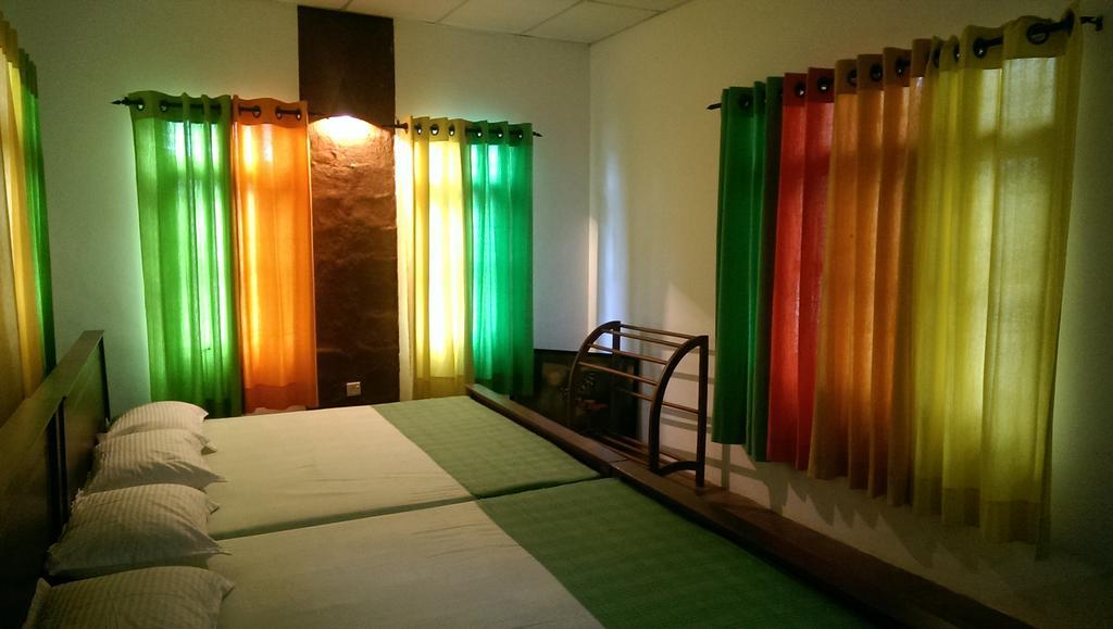 Pelican View Cottages Kataragama Exterior photo